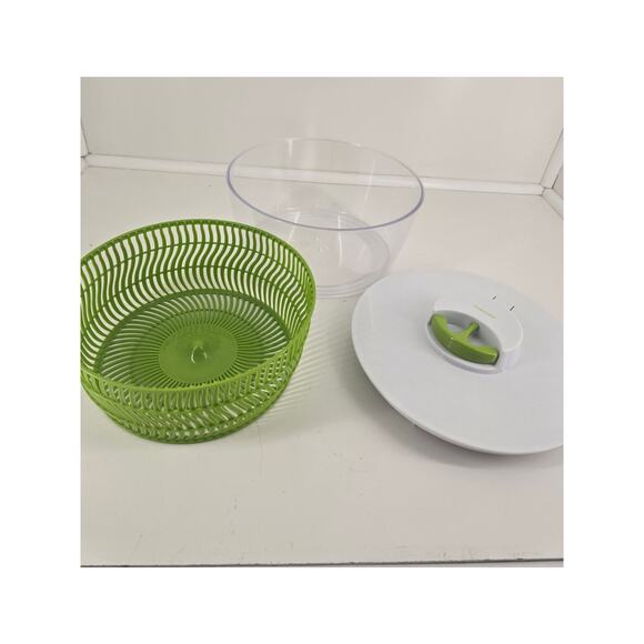 Progressive International Pull Cord Salad Spinner  3-Piece Lettuce Dryer - Picture 4 of 4
